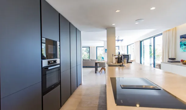 Modern villa, in a quiet area, near the beach of Bendinat — photo 5