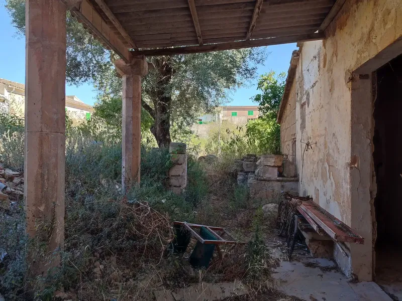 For sale: townhouse from 1900 in Petra, on the corner of Carrer Ciutat no. 31 and Carrer Fora — photo 12