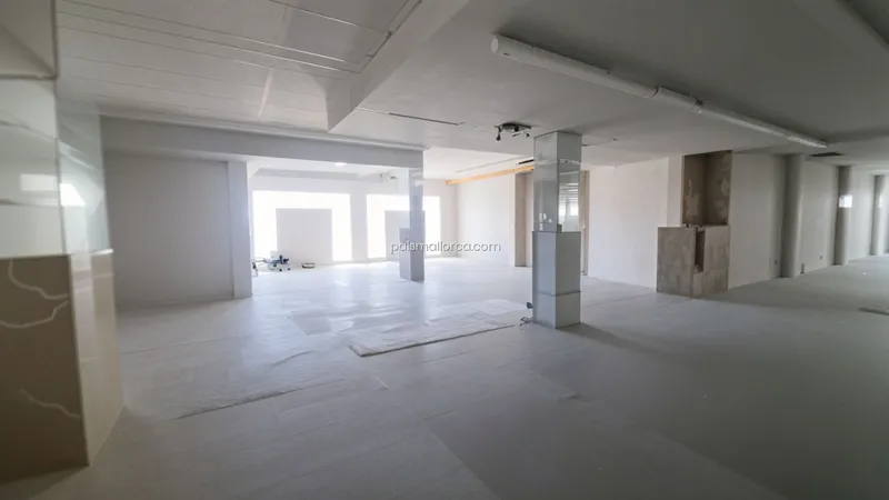 Commercial property in Llucmajor — photo 8