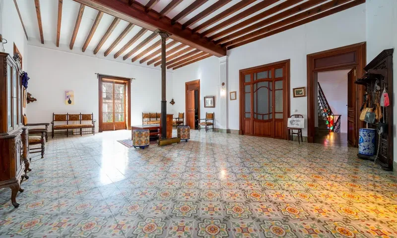 Duplex apartment in the heart of Porreres — photo 1