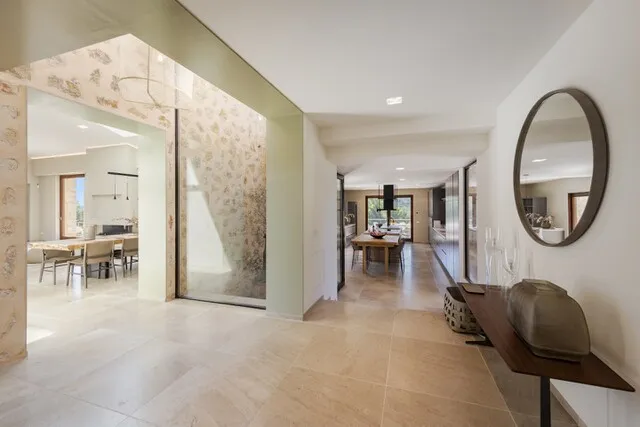 Contemporary finca with pool and panoramic mountain views for sale in Alaró, Mallorca — photo 12