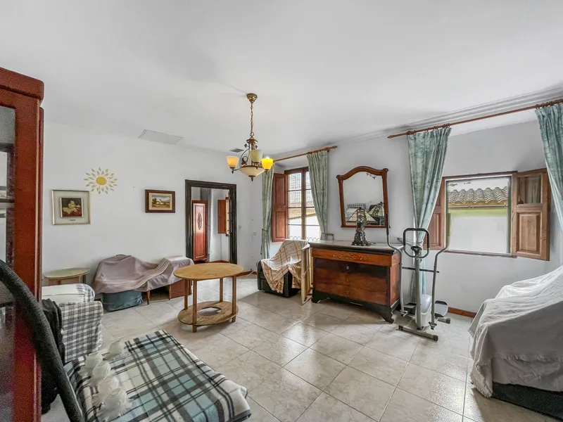 Charming house with large garden and garage in Felanitx — photo 11