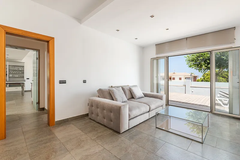 Exclusive villa with sea views, 200m from the water, including ETV license — photo 5