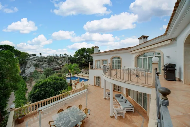 Elegant luxury villa in Son Vida — photo 9