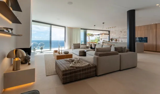 Exceptional villa on the seafront in front of the Toro marine reserve, next to Port Adriano — photo 9