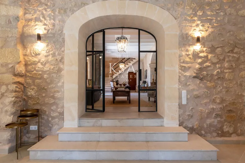Rustic Estate — photo 10