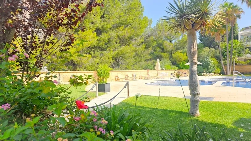 Penthouse with 2 bedrooms in the port of Puerto Portals with fantastic sea views — photo 12