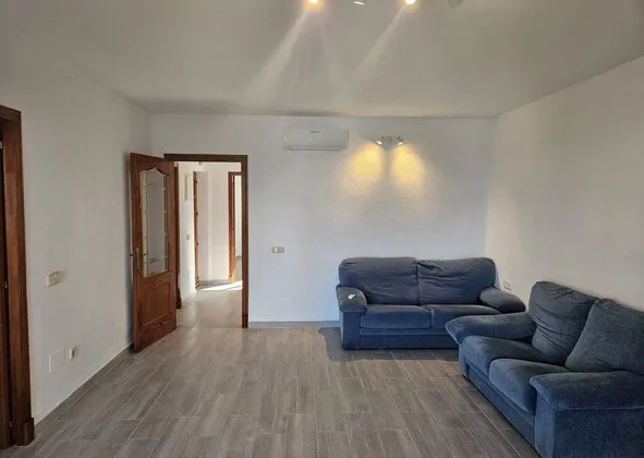 Flat / apartment in Calle Romaguera, Cales de Mallorca, Manacor — photo 2