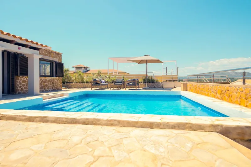 Invest & Sea View: Luxury Property on the Cliff with Holiday License and approx. 5.19% Gross Yield — photo 6