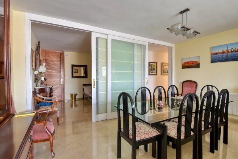 Bright Apartment with Terrace, Two Garages and Panoramic Views of Bellver Castle — photo 6