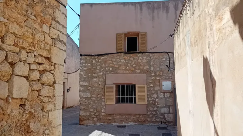 Village house to renovate — photo 3