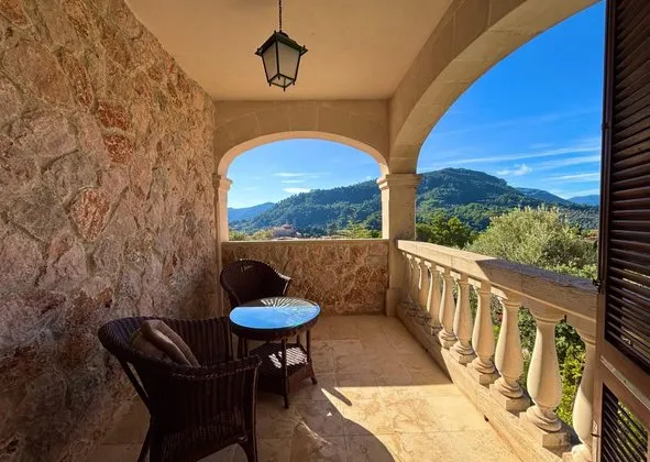 Detached house in Calle dels Ametlers, Valldemossa — photo 2