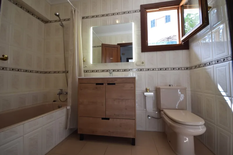 Detached house with garage for long-term rental — photo 12