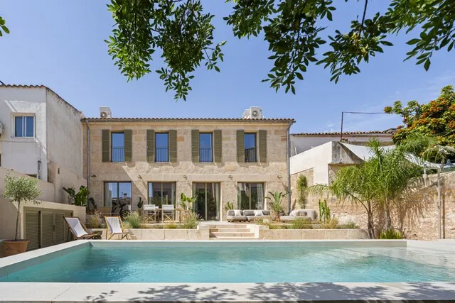 Renovated Townhouse with Pool for Sale in Ariany, Central Mallorca — photo 1
