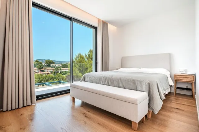 Luxury townhouse with private pool for sale in Cala Vinyes, Southwest Mallorca — photo 9