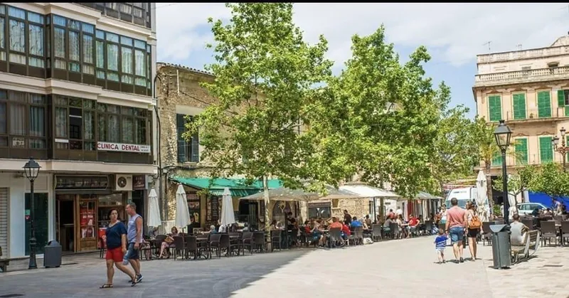 Commercial building in the heart of Manacor (Galerias Caldentey) — photo 2