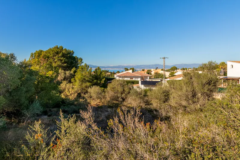 Plot in Cala Blava - building land in a slightly elevated position — photo 1