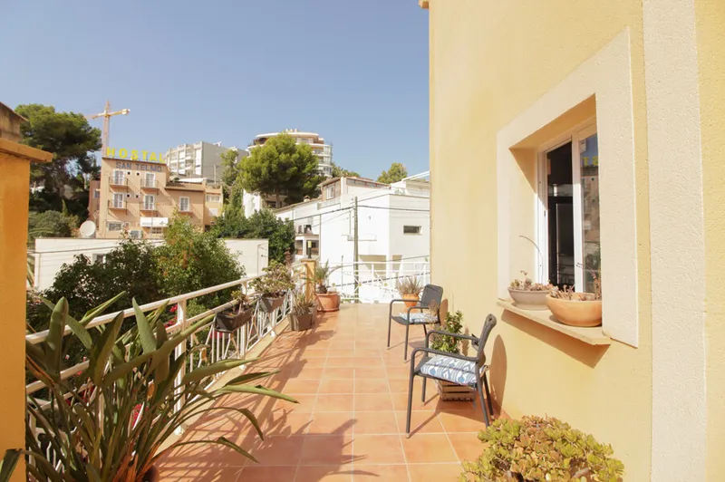 Unique Semi-detached House with Four Bedrooms, Garage and Large Outside Space, only one minute from Cala Mayor Beach! — photo 8