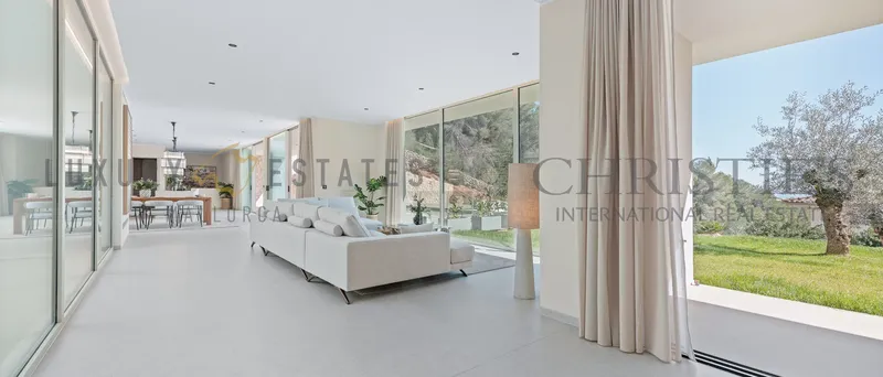 Modern designer villa in Portals with beautiful sea views in the southwest of Mallorca — photo 6
