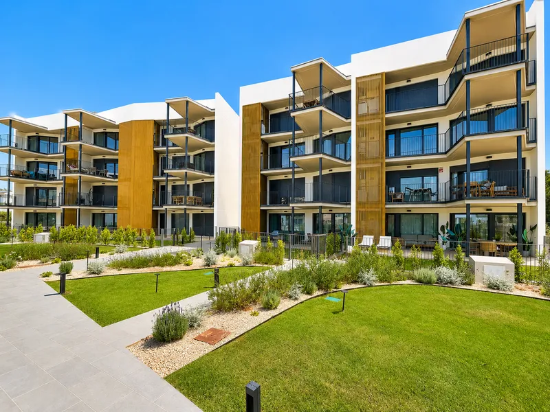 New modern apartment with garden near the beach in Palmanova Mas — photo 5