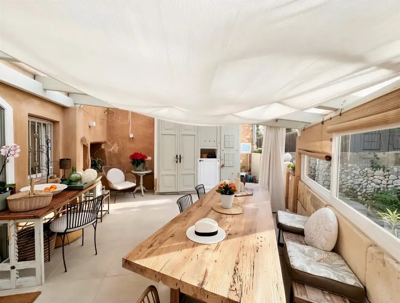 Elegant townhouse with character in Es Llombards — photo 4