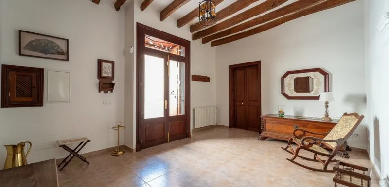 Townhouse for rent in Felanitx with terrace and outdoor space — photo 3