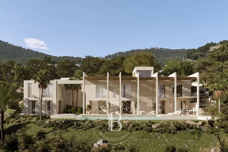 Four Bedrooms, Infinity Pool, Prime Location in Camp de Mar — photo 2