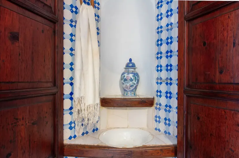 This house, whose origins date back to the first half of the 19th century, preserves all the historical elements of a manor house — photo 8
