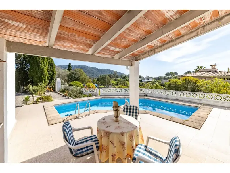 Detached house with pool in Crestatx — photo 11