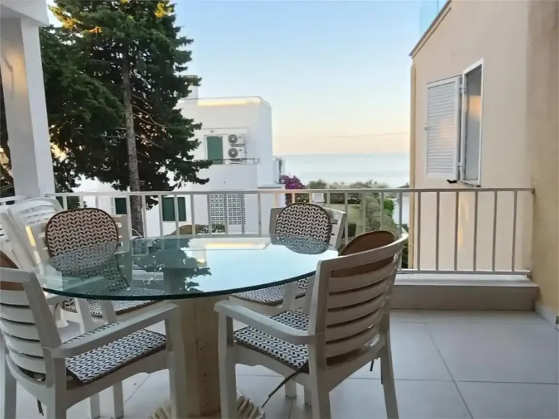 Disponible a partir de 1 de Septiembre. Apartamento en 1 linea playa, a 50 m del mar. Un lugar ideal para disfrutar de verano en las paradis — photo 5