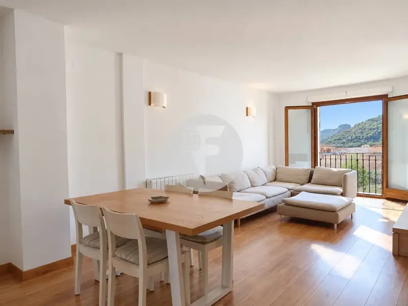 Apartment for rent in Alaró — photo 1