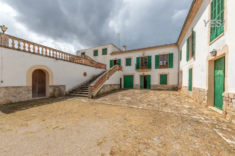 Manor with forest land and large agrarian territory in Maria de la Salud — photo 4