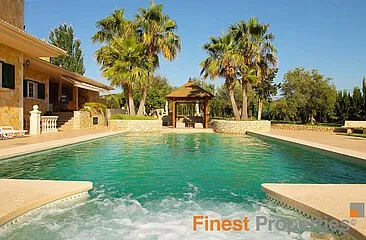 Mediterranean-style single-family villa with indoor pool for sale — photo 1
