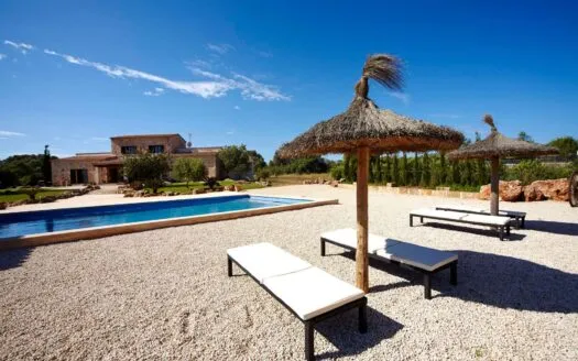 Finca in Es Llombards – with ETV license and 14,100 m² plot — photo 9