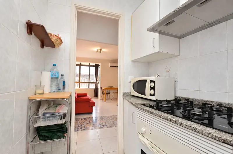 Este encantador ático dúplex con terraza privada se encuentra en una de las zonas más codiciadas de Palma de Mallorca: Portixol, en segunda  — photo 11