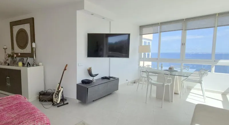 Illetes - Front Line 2 Bedroom Modern Apartment With Amazing Sea Views — photo 9