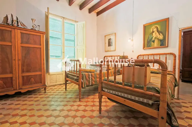 Impressive Mallorcan Townhouse in the Center of Manacor — photo 9