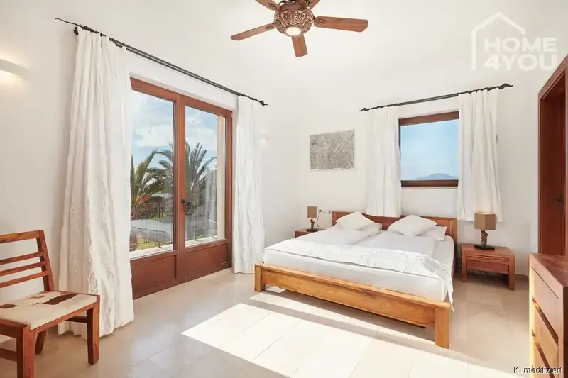 Exceptional luxury finca with sea views in Portocolom — photo 12