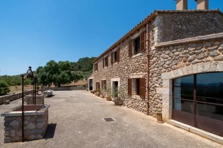 Villa - Sant Llorenç des Cardassar, Built Surface 464m2, Plot Surface 168000m2, 5 Bedrooms, 3... — photo 5
