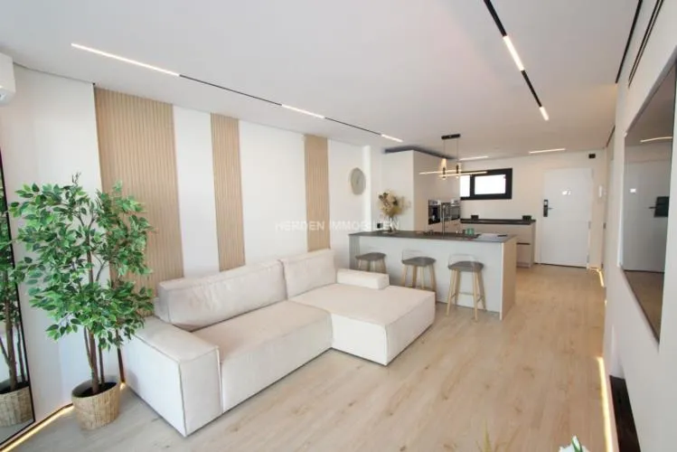 Apartment Sea Front Santa Ponsa for Sale — photo 9