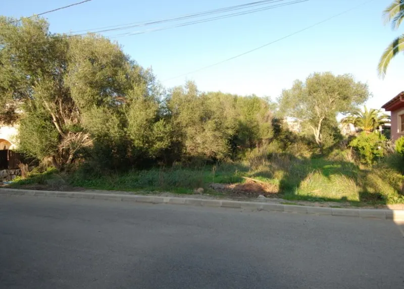 Urban plot in Cala Llombards located 5 minutes from the beach — photo 1