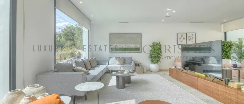 Contemporary villa in Son Vida with golf views — photo 3
