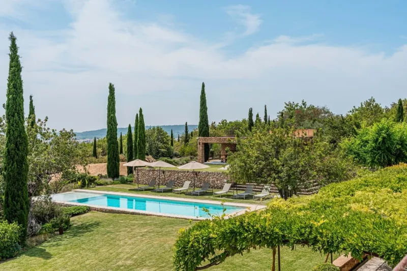 State-of-the-Art natural stone country estate for short term rental — photo 5