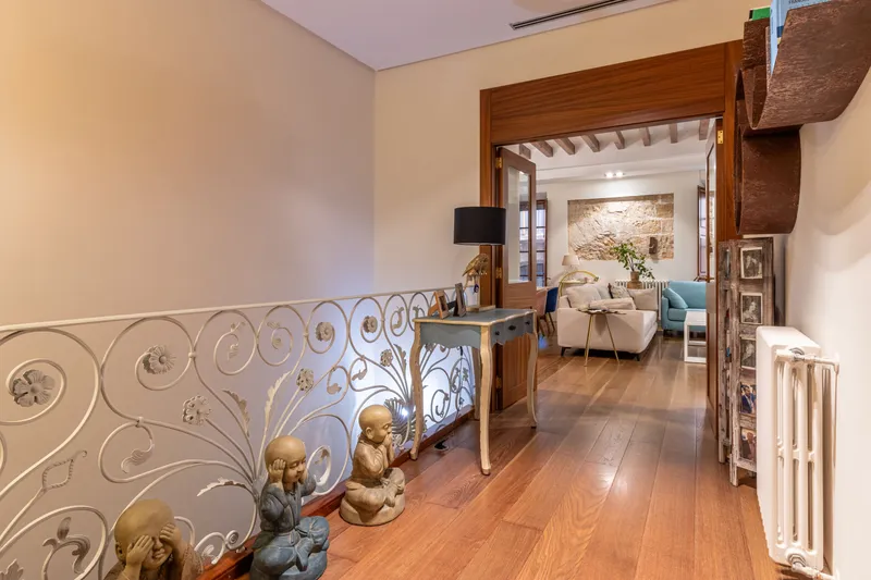 Historic home in the heart of the old town — photo 2