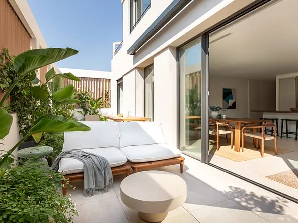 Reformed apartment with generous terrace in Son Armadams, Palma — photo 1