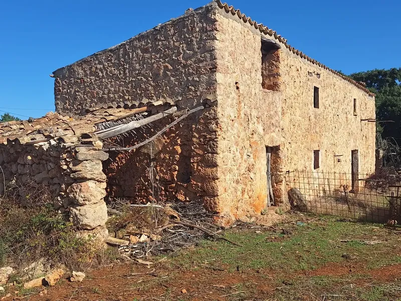 Magnificent estate for sale in an idyllic setting in the municipality of Costitx, five minutes from the village. — photo 2