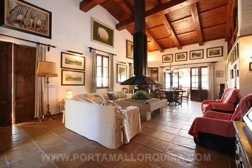 Pollensa, beautiful rustic finca in an excellent location with incredible views near Pollensa — photo 3