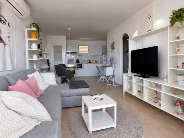 Apartment for rent in Costa de la Calma, Calvià — photo 4