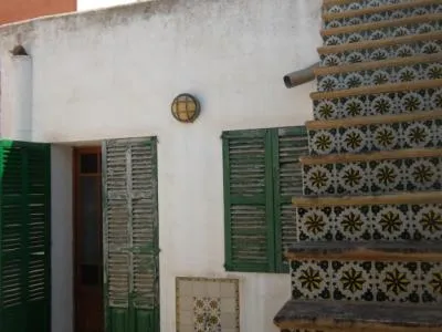 Typical Mallorcan village house with terraces and courtyard in Felanitx ---- DH 30 UK — photo 10