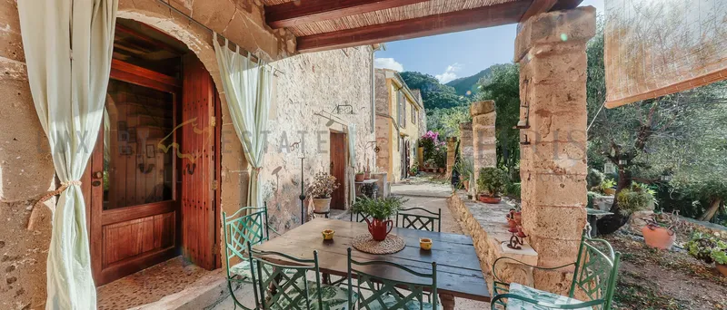 Finca in Andratx in the southwest of Mallorca near the village — photo 2